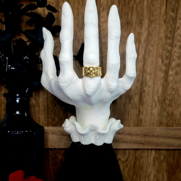 B&BW 2021 Black Witch Hand Single Wick Candle Holder - Picture 5 of 7